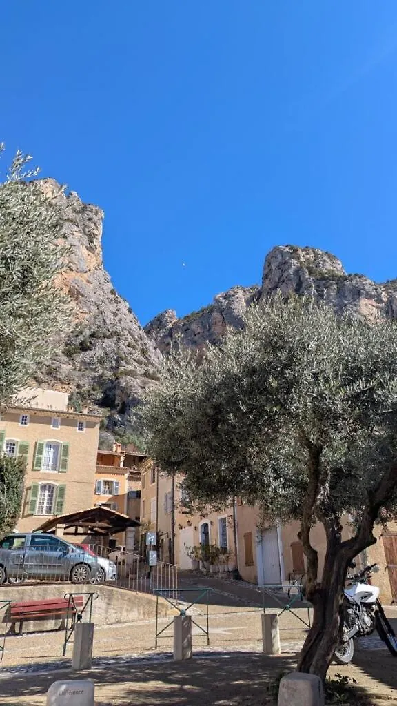 Studio Charmant A Moustiers Au Coeur Du Village Apartment Moustiers-Sainte-Marie